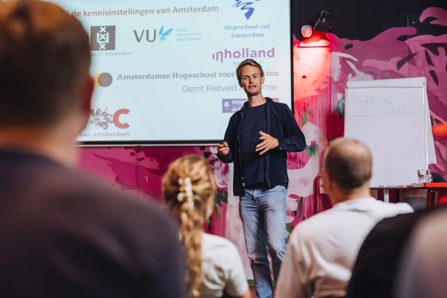 unieke vergaderlocatie amsterdam bij pong bar